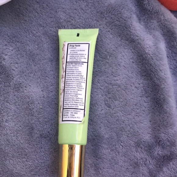 This is the Milani Erase Base Blemish Control Primer - Picture 2 of 2